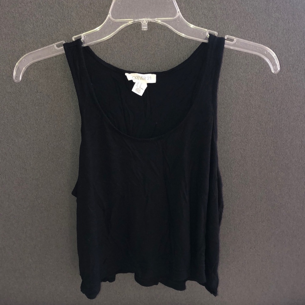 Black flowy cropped tank top